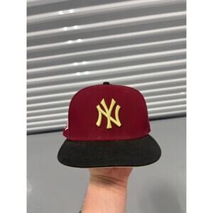 New York Yankees Red New Era 59FIFTY Fitted Hat 7 3/8 Side Patch